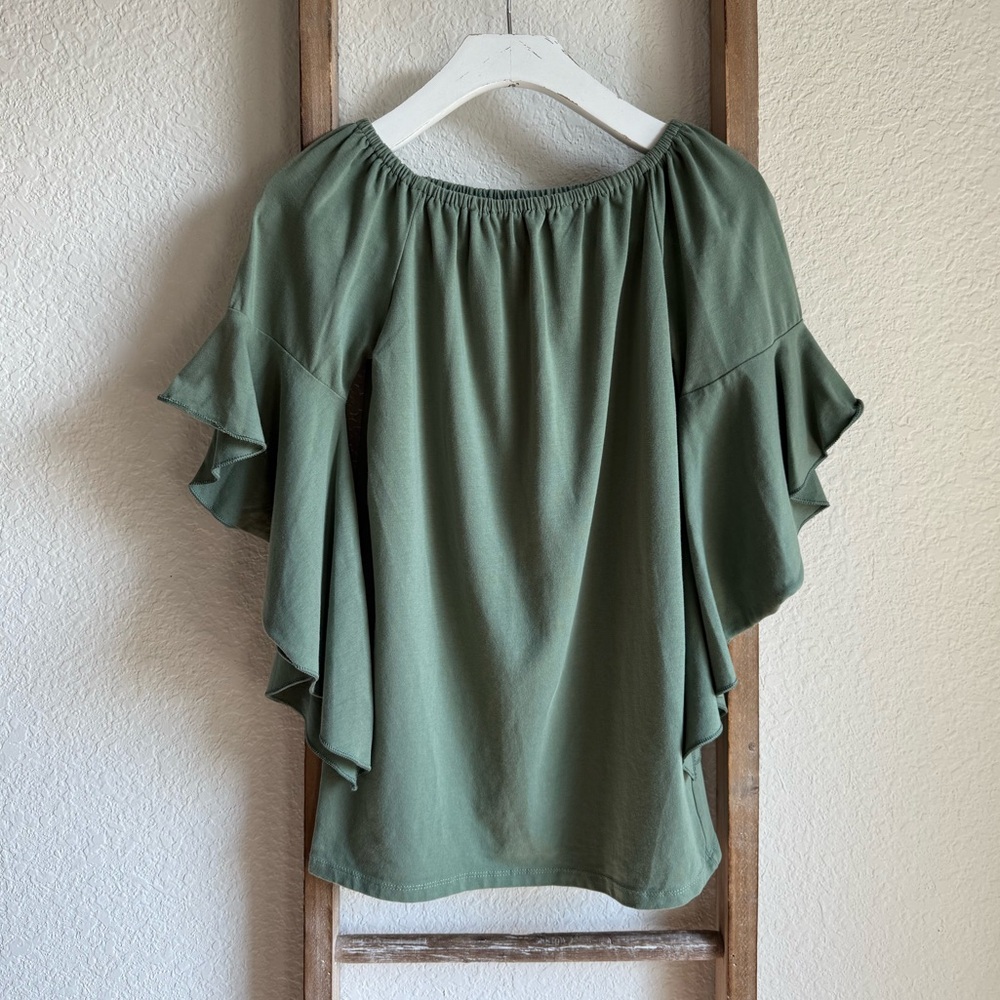Peyton Bre off shoulder bell sleeve top sz: 12
